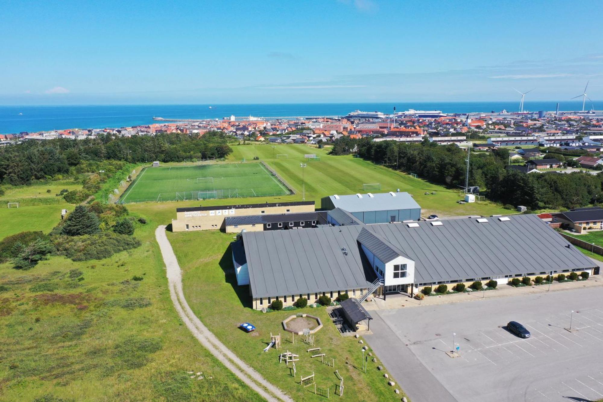 Hirtshals Idraetscenter - Vandrehjem - Hostel Exterior photo